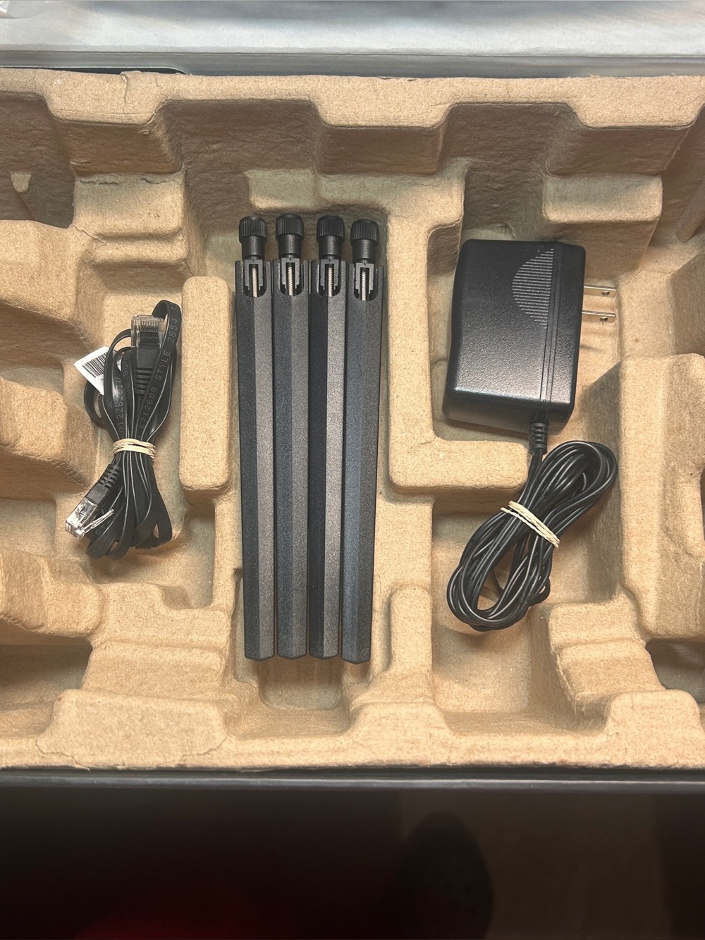 NETGEAR RAX50-100NAR Nighthawk 6-Stream AX5400 WiFi Router - Picture 5 of 15
